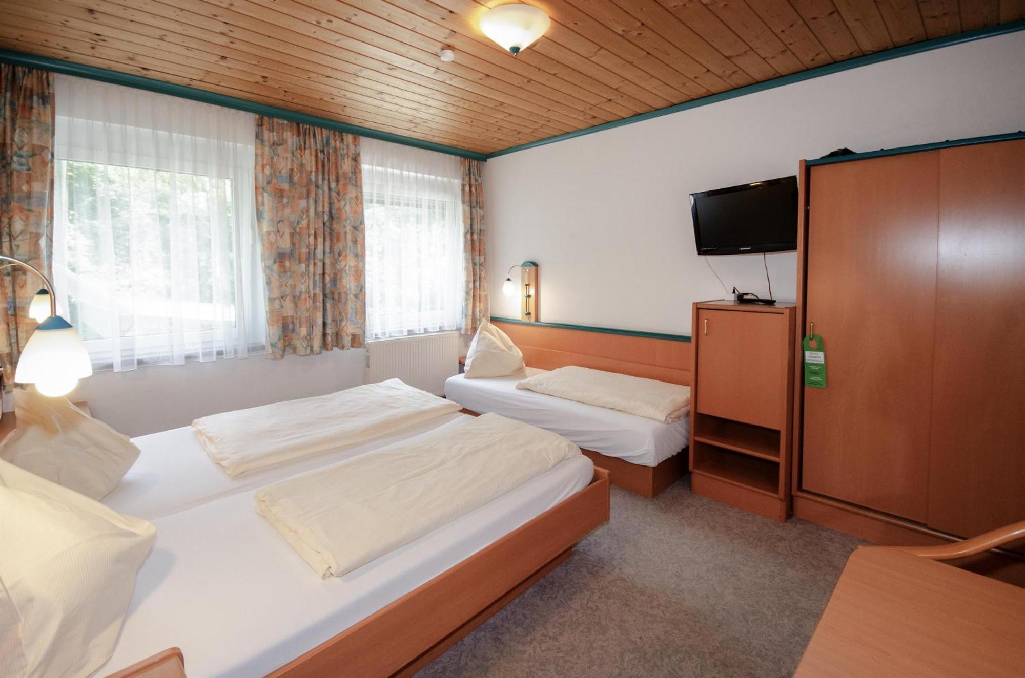 Familienhotel Steindl มิลชตัทท์ ภายนอก รูปภาพ