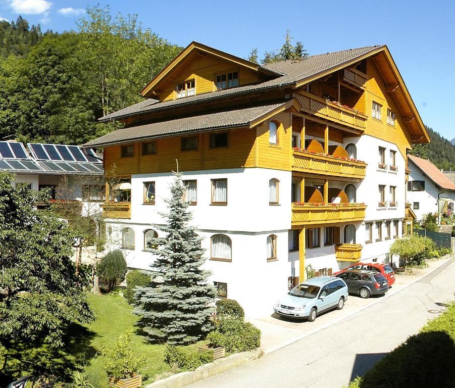 Familienhotel Steindl มิลชตัทท์ ภายนอก รูปภาพ